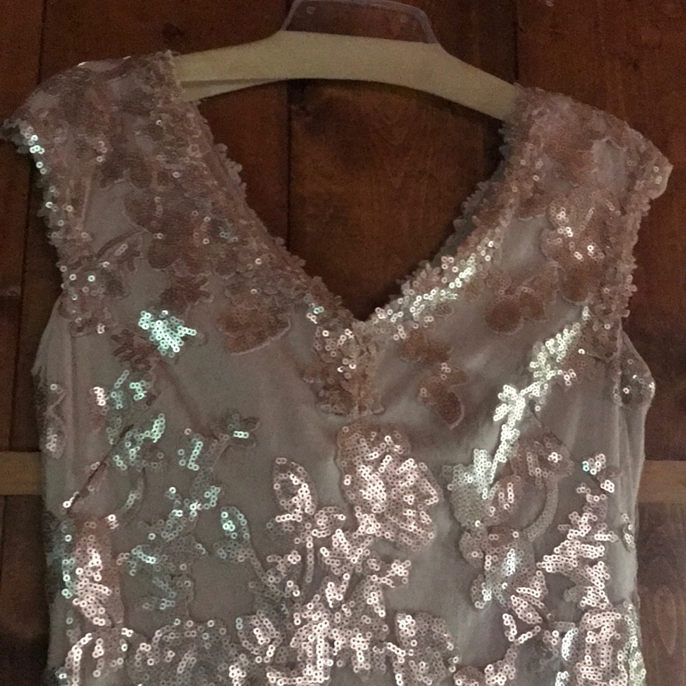 Dress - Picture 2 of 5